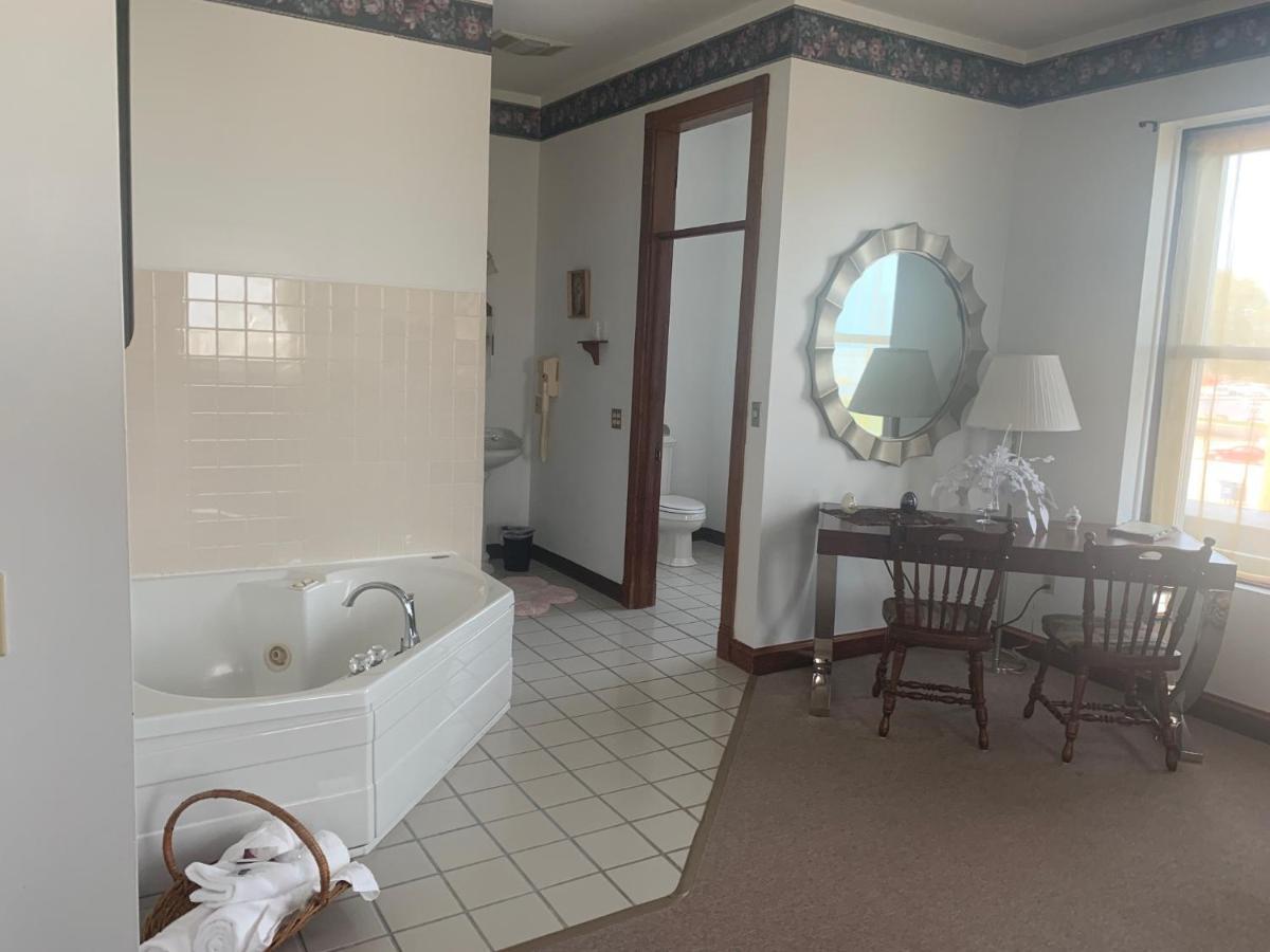 Karsten Hotel Kewaunee Exteriér fotografie